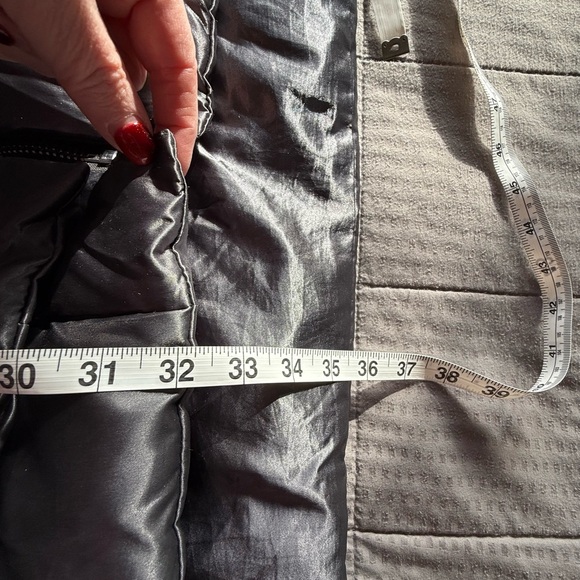 OROLAY Silver Parka - Picture 11 of 13